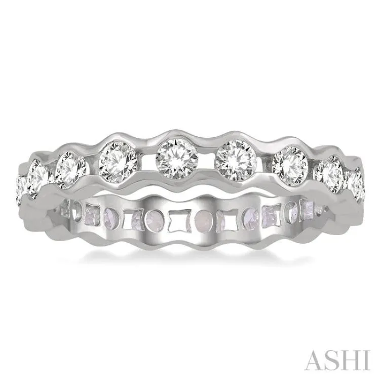 1 ctw Lattice Round Cut Diamond Eternity Wedding Band in 14K White Gold