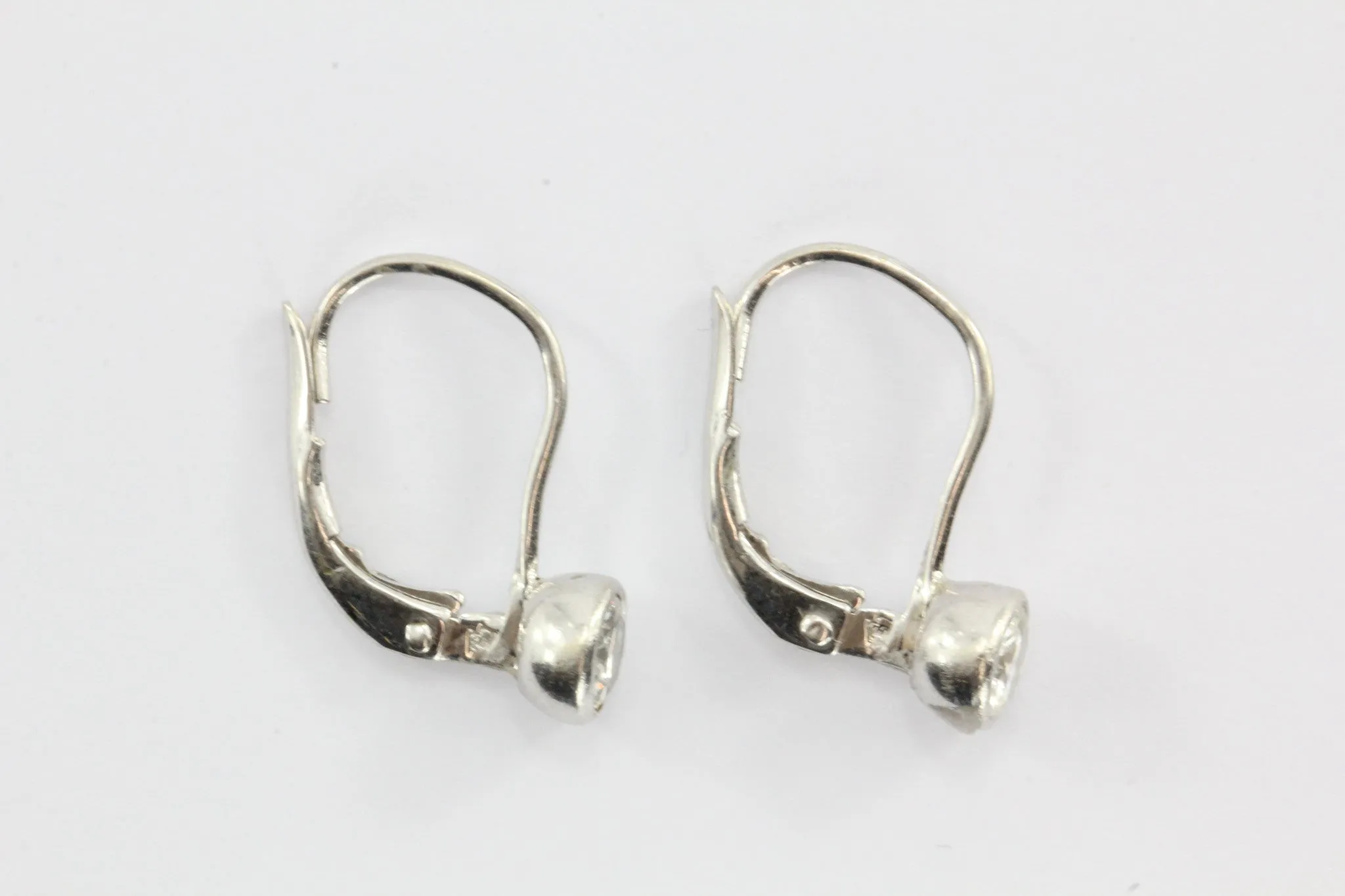 14k White Gold .70 ctw H Si2 Diamond Leverback Drop Earrings