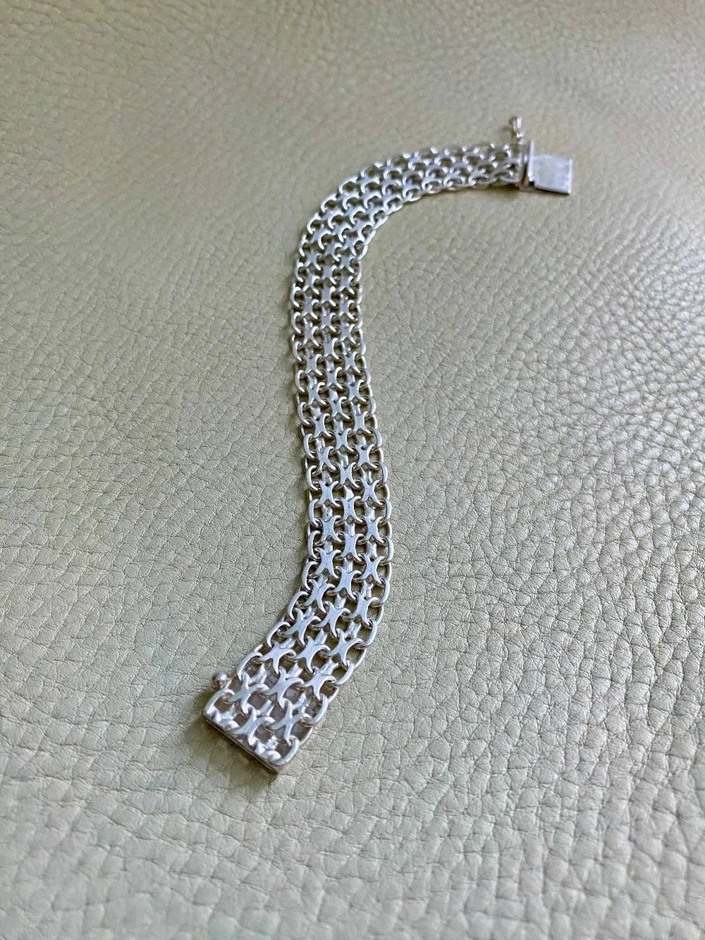 1969 Vintage Sterling Silver x link bracelet - 7.5 inch length