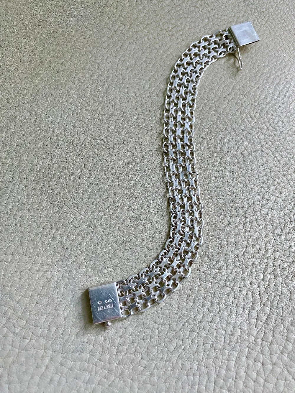 1969 Vintage Sterling Silver x link bracelet - 7.5 inch length