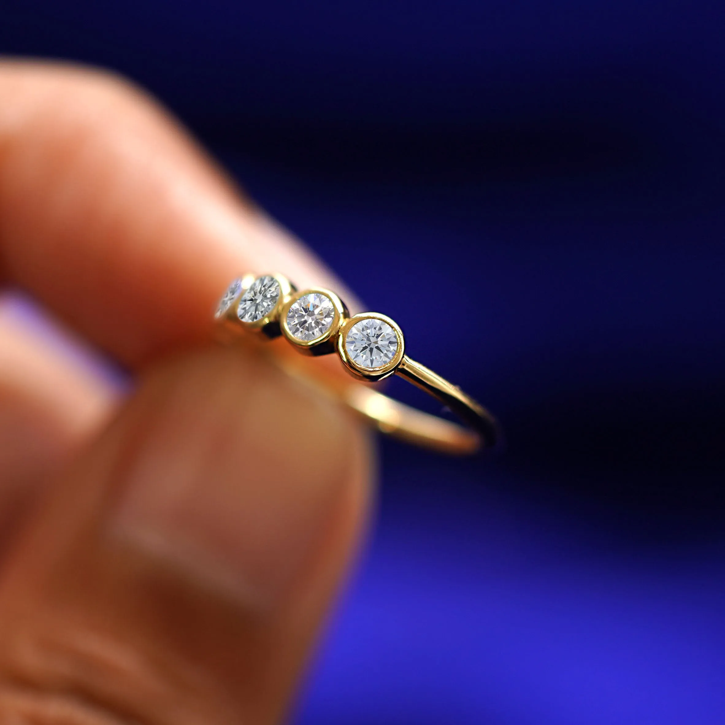 5 Diamonds Ring