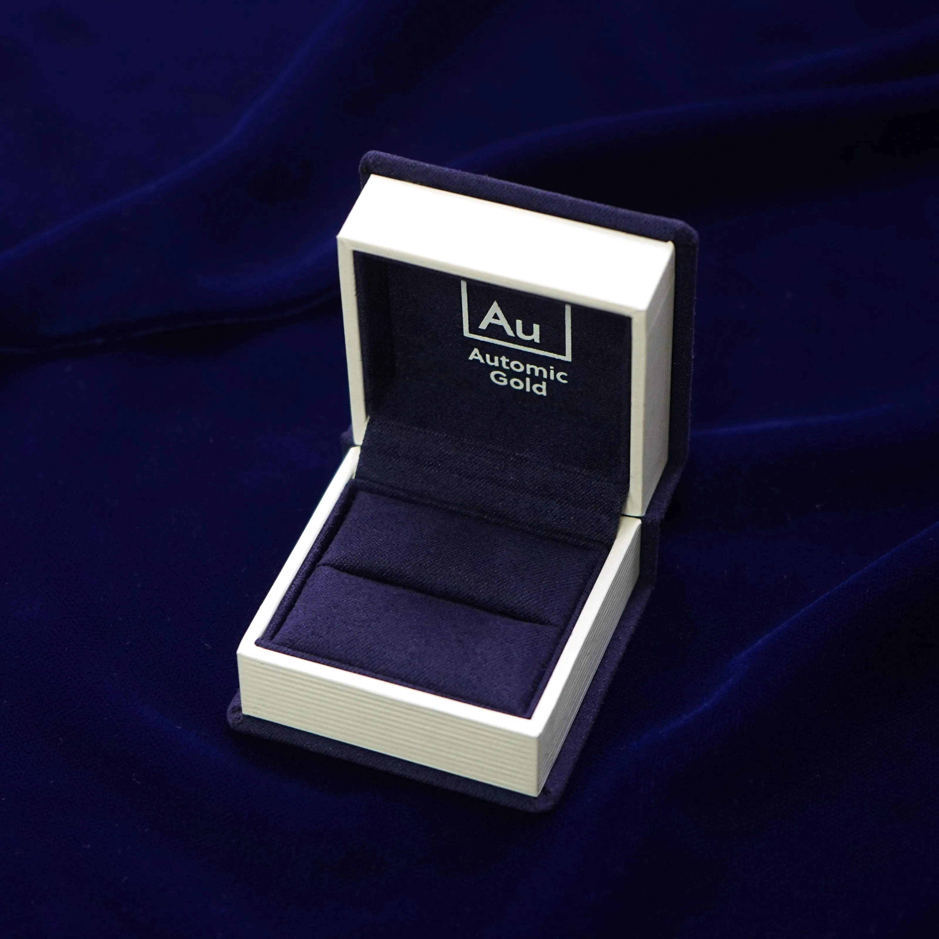 5 Diamonds Ring