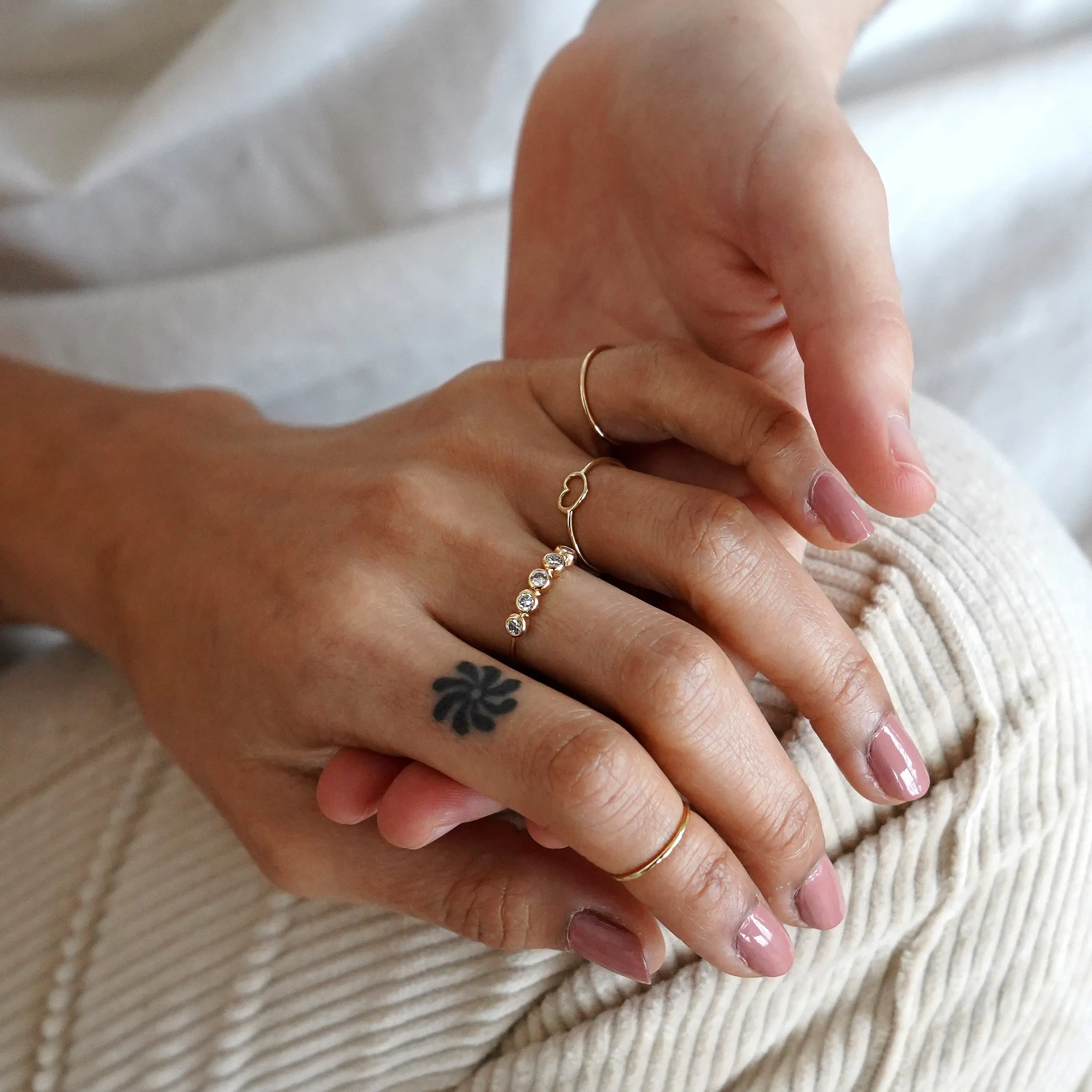 5 Diamonds Ring