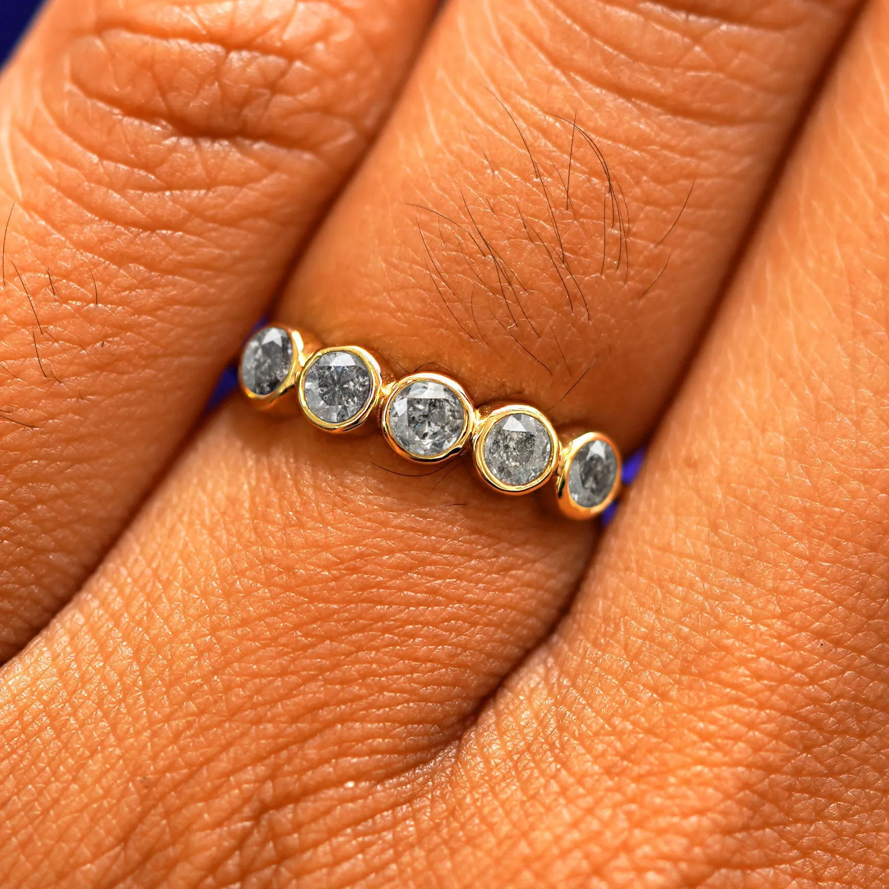 5 Diamonds Ring