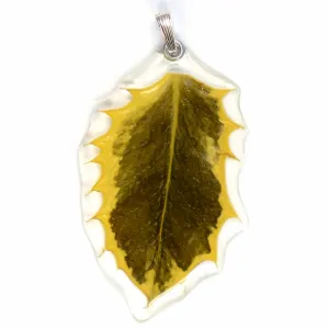 62001 Holly Leaf Pendant