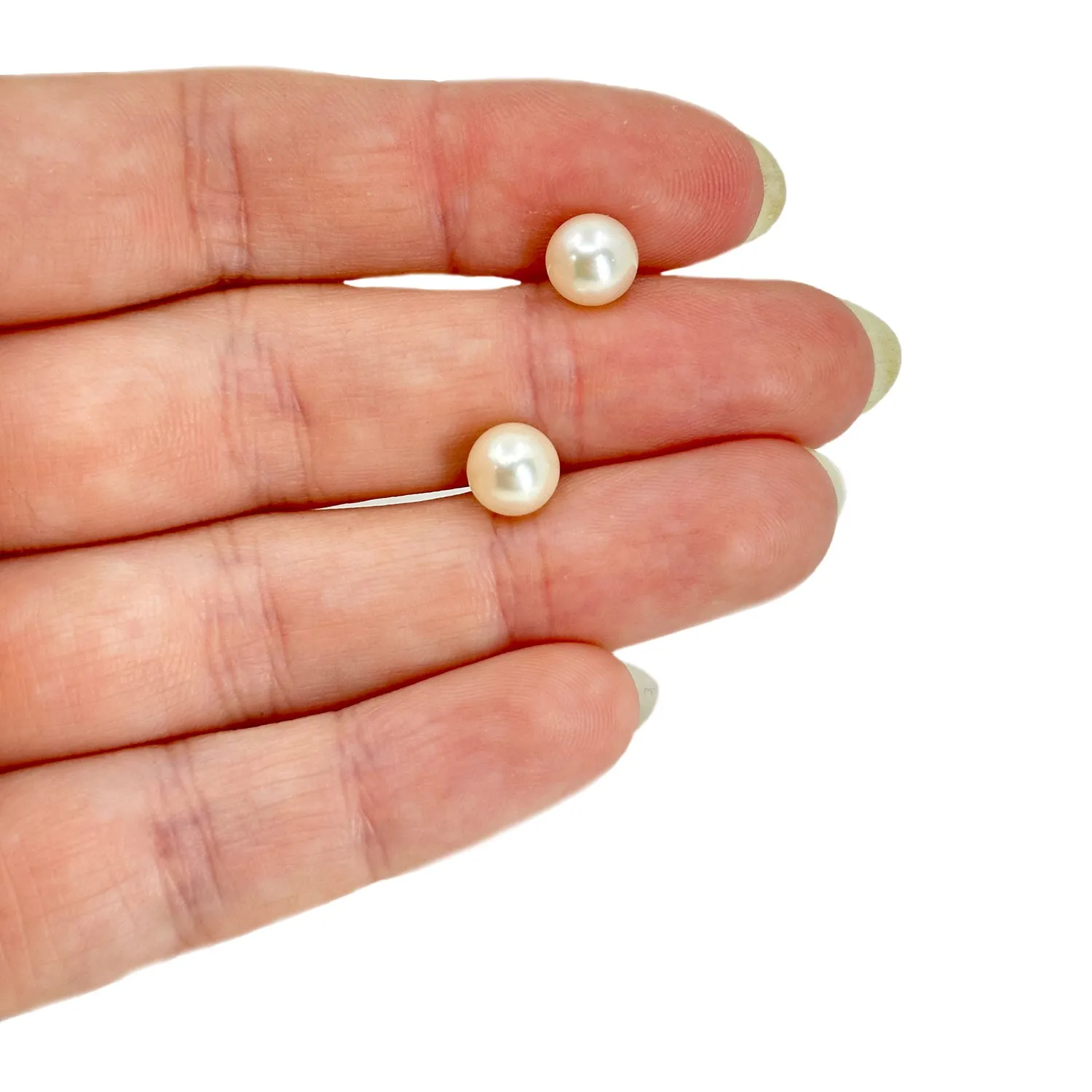 7.25mm Vintage Japanese Akoya Saltwater Cultured Pearl Stud Pierced Earrings- 14K Yellow Gold