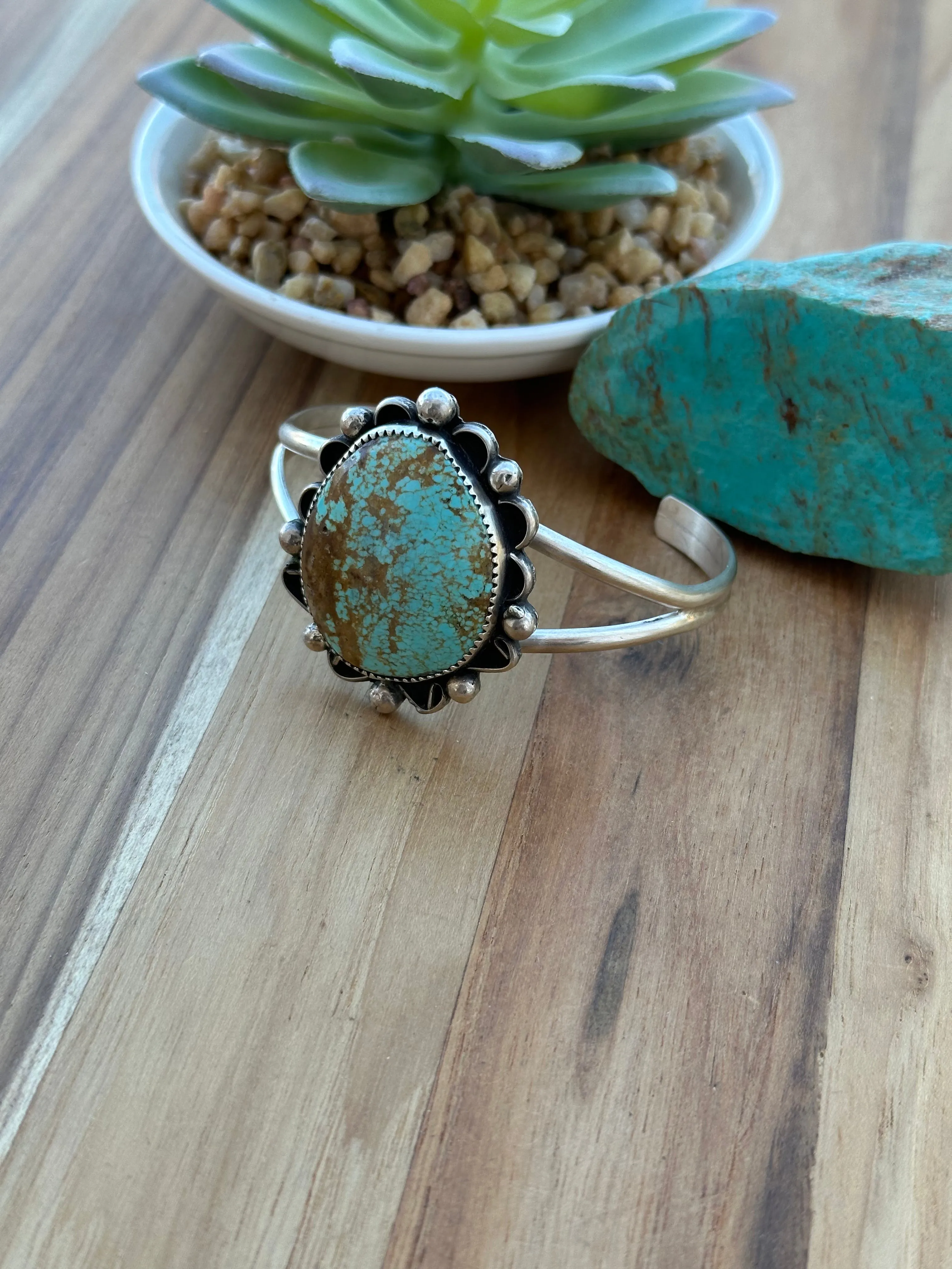 #8 Single Stone Cuff