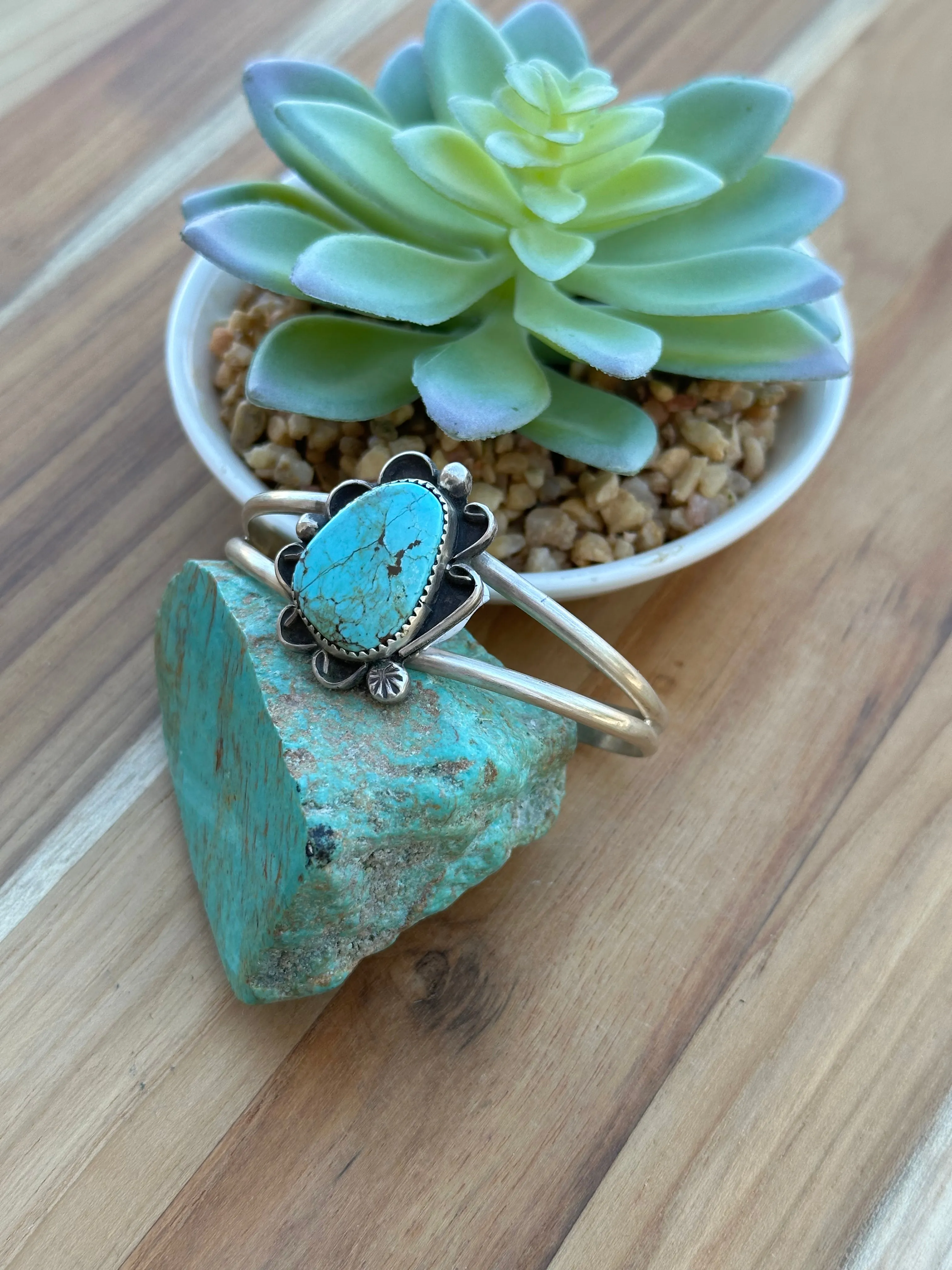 #8 Single Stone Cuff