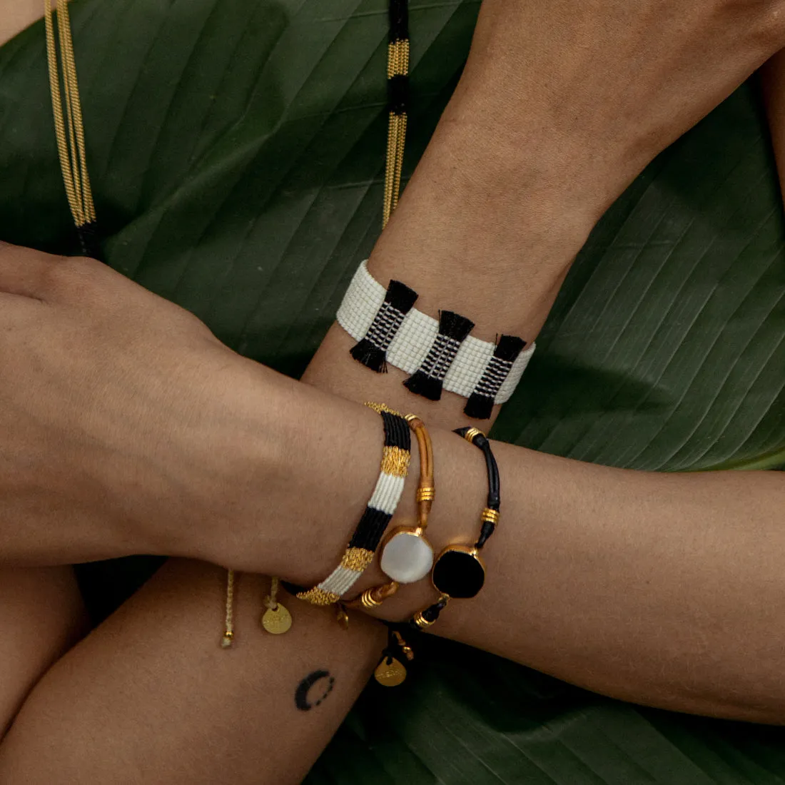 Adjustable bracelet with Brazilian Stone and leather