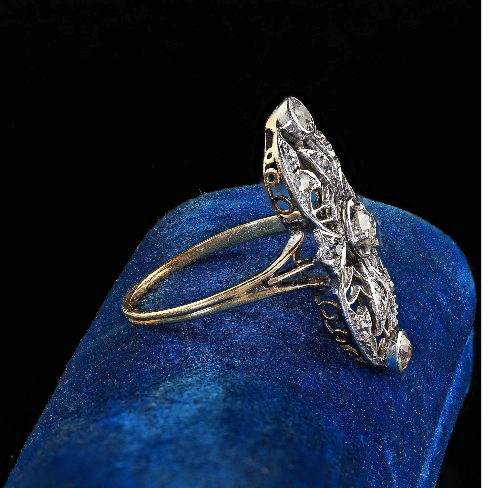 Antique Edwardian 14K Yellow Gold Platinum Old Cut Diamond Shield Ring
