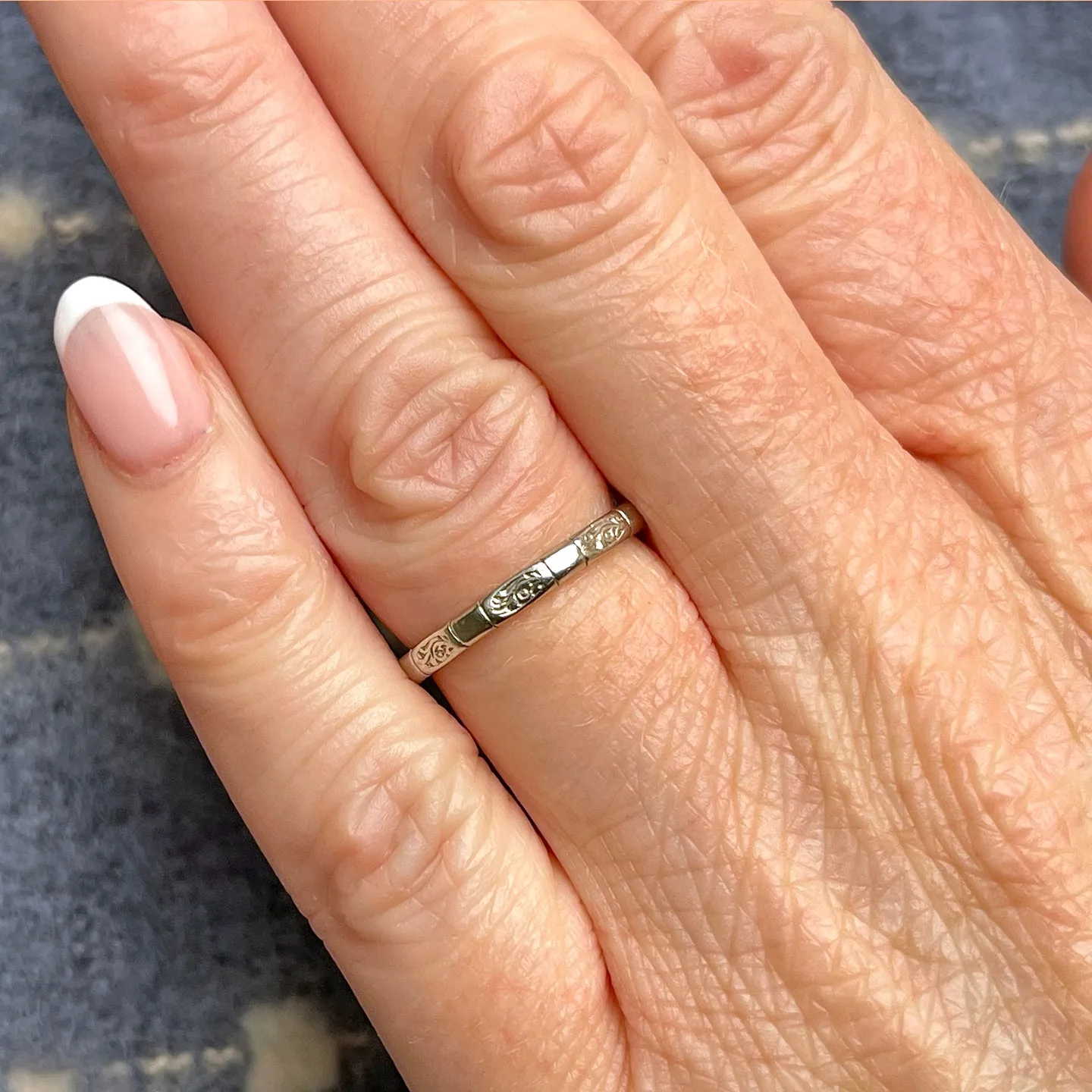 Antique Platinum Engraved Band – A Whisper of the 1920s