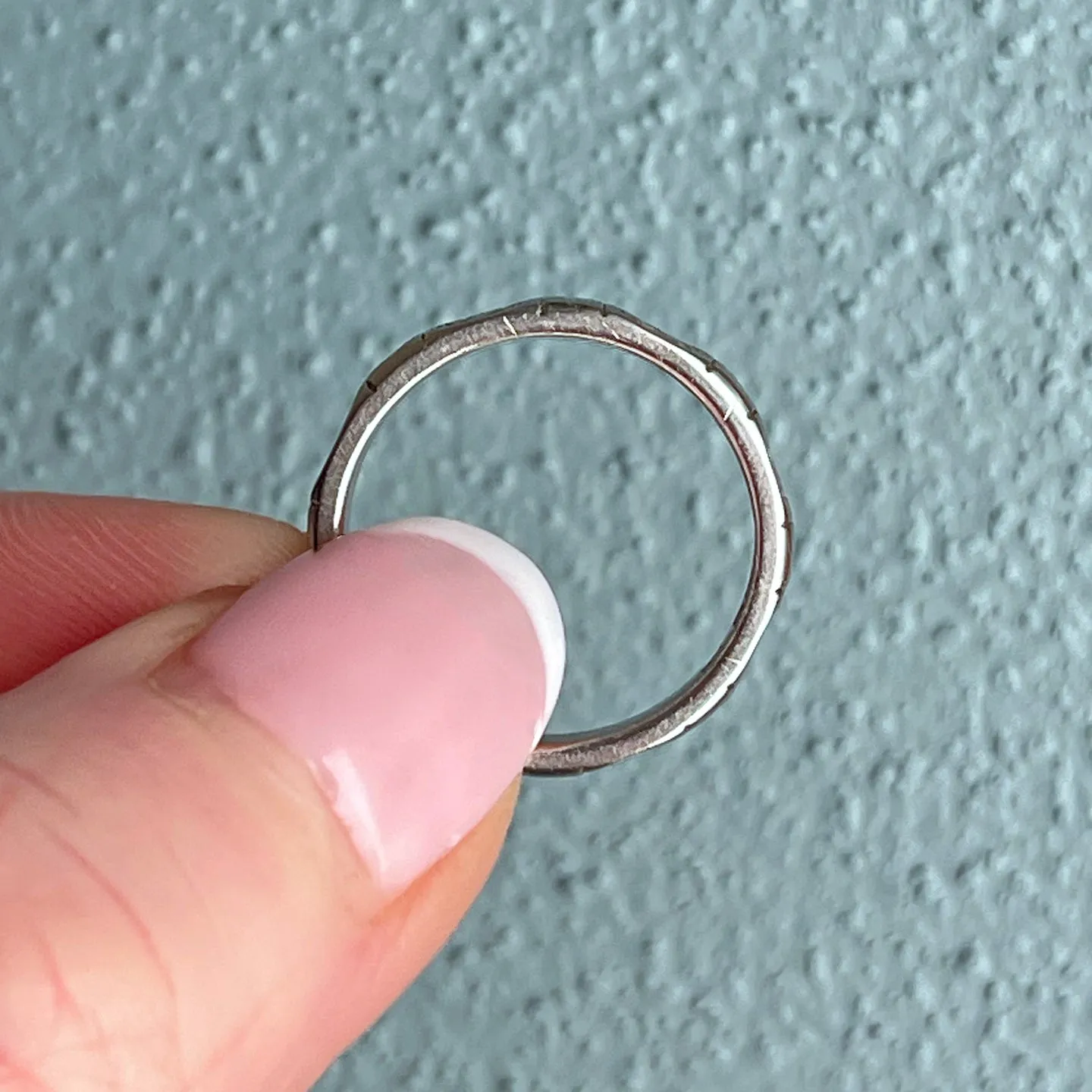 Antique Platinum Engraved Band – A Whisper of the 1920s
