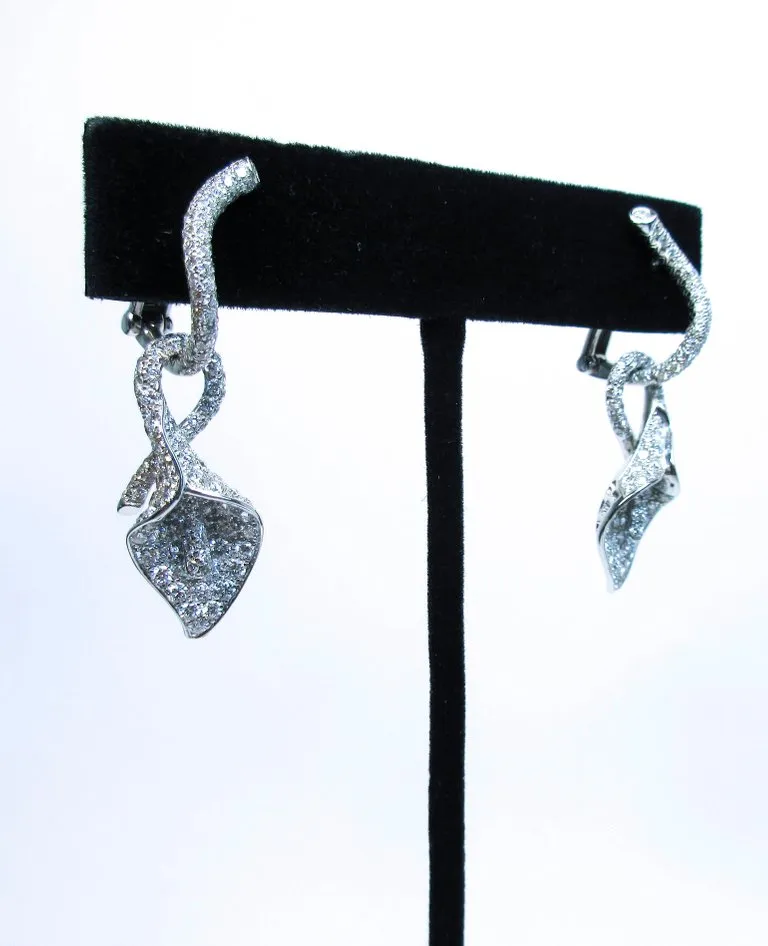 ASPREY 18 Karat White Gold and Diamond Floral Drop Earrings