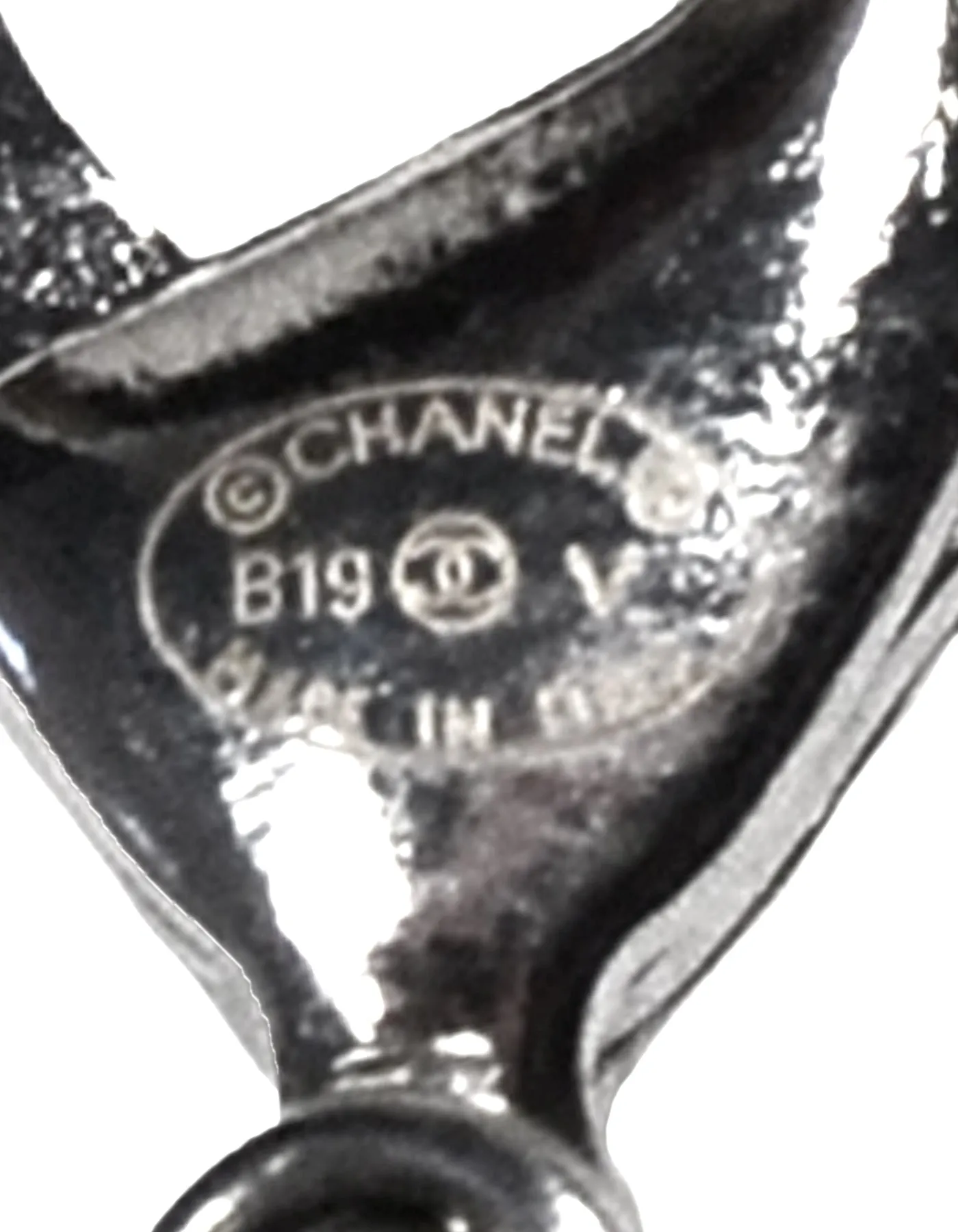 Chanel 2019 42" Faux Pearl/Crystal CC Necklace