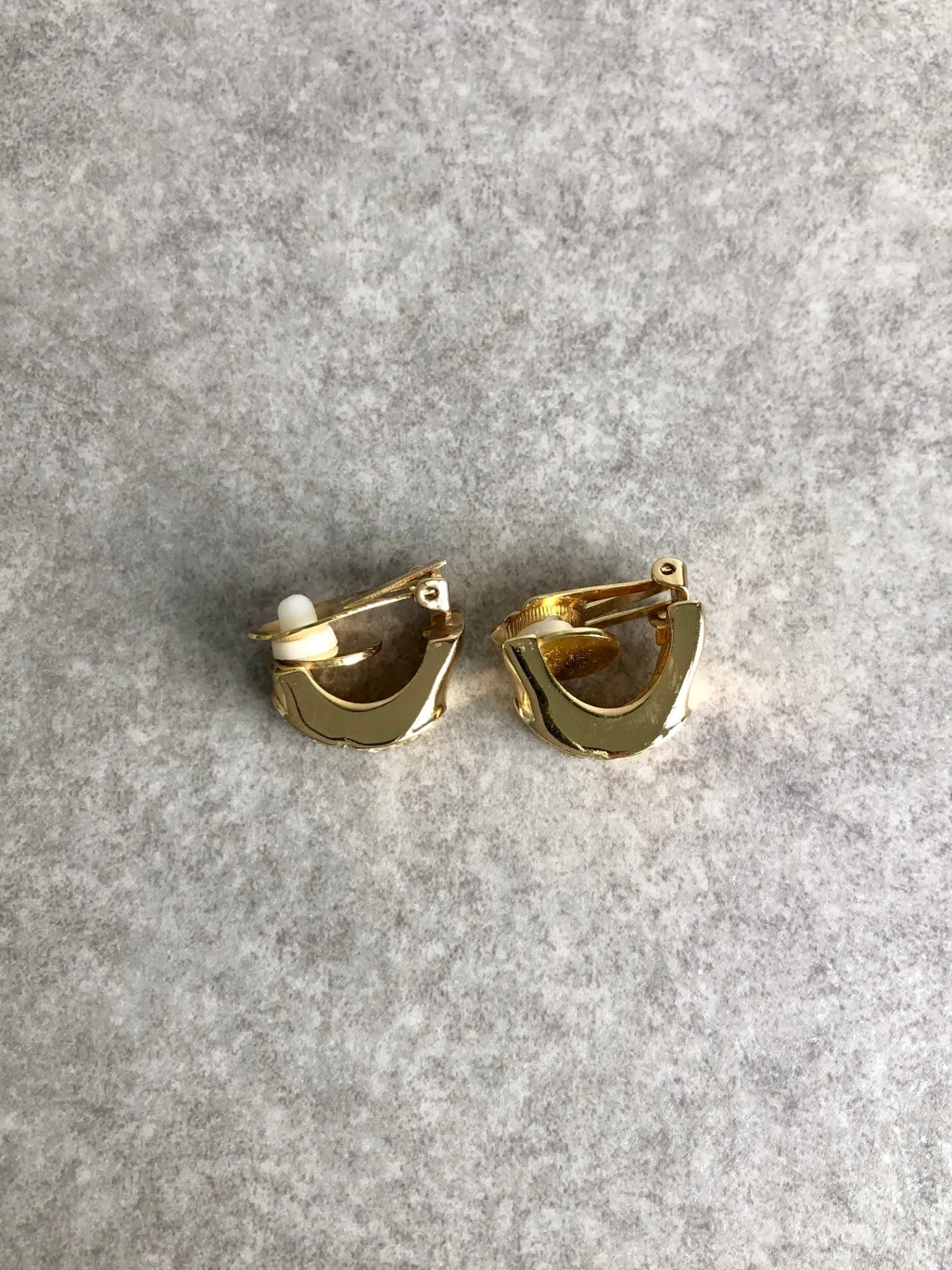 Christian Dior CD Logo Rhinestone Earrings Gold Vintage iu7irr