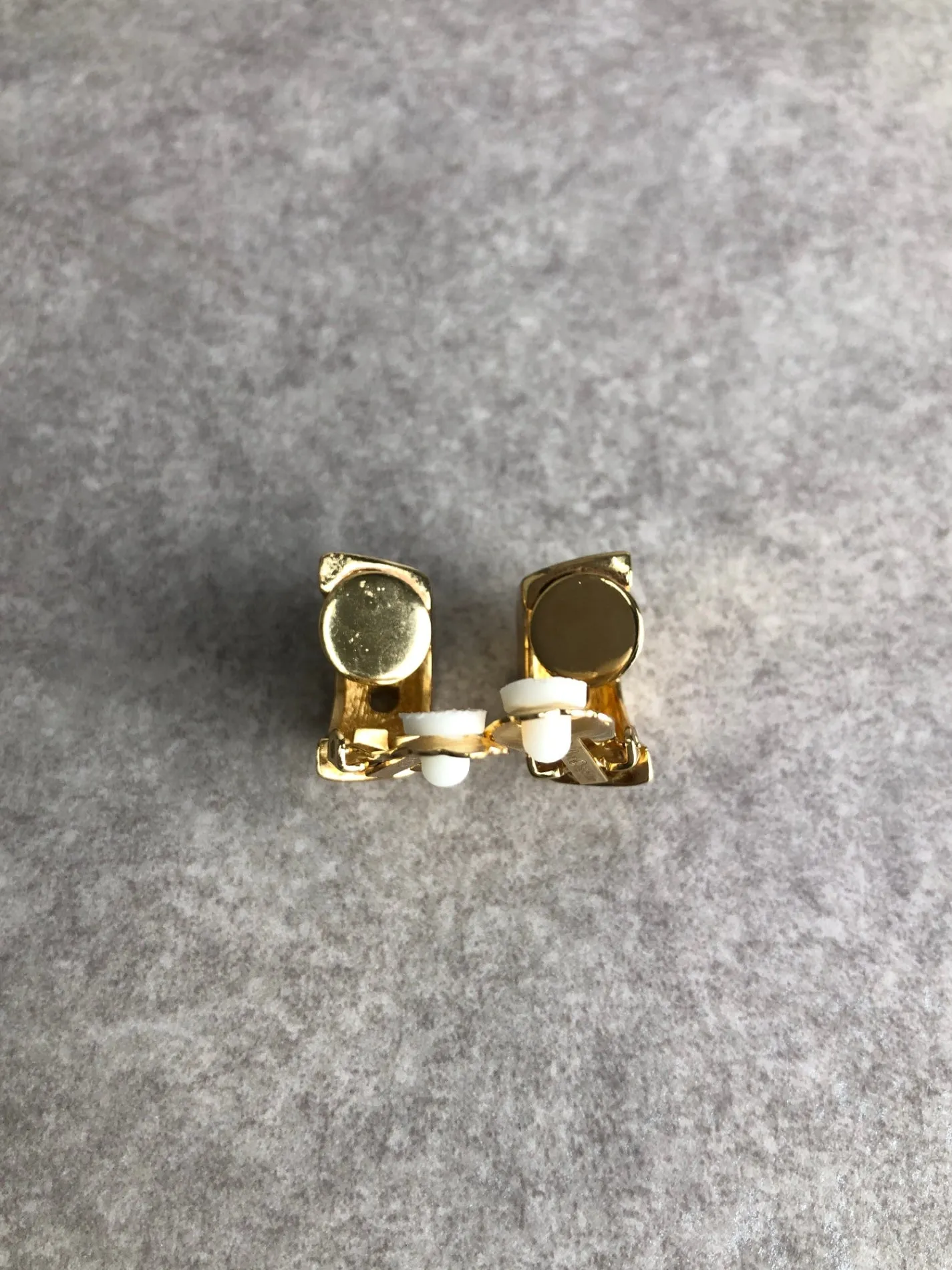 Christian Dior CD Logo Rhinestone Earrings Gold Vintage iu7irr