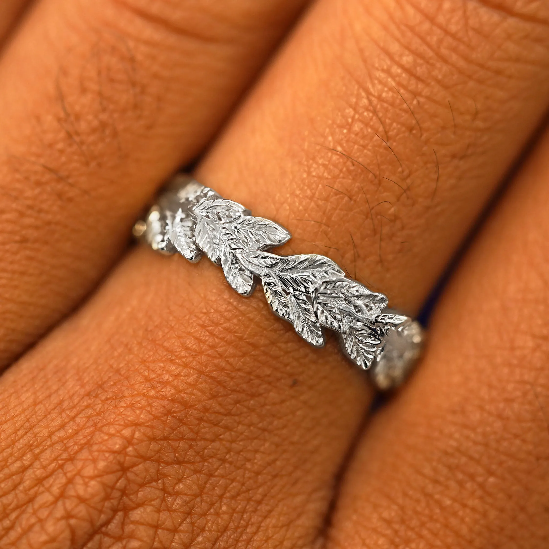 Double Leaves Band