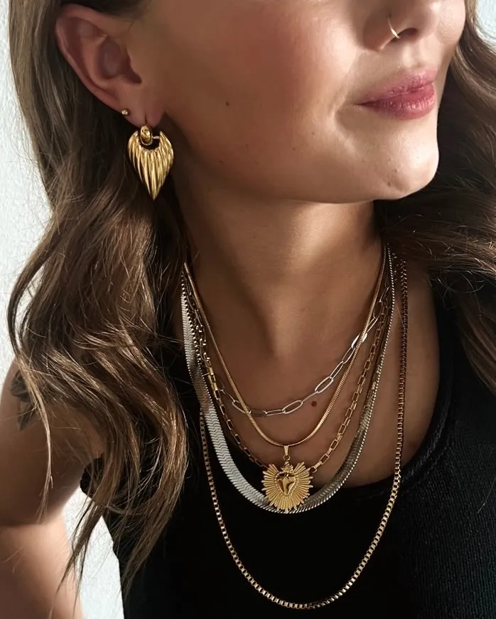 Elida Gold Ribbed Stud Earrings