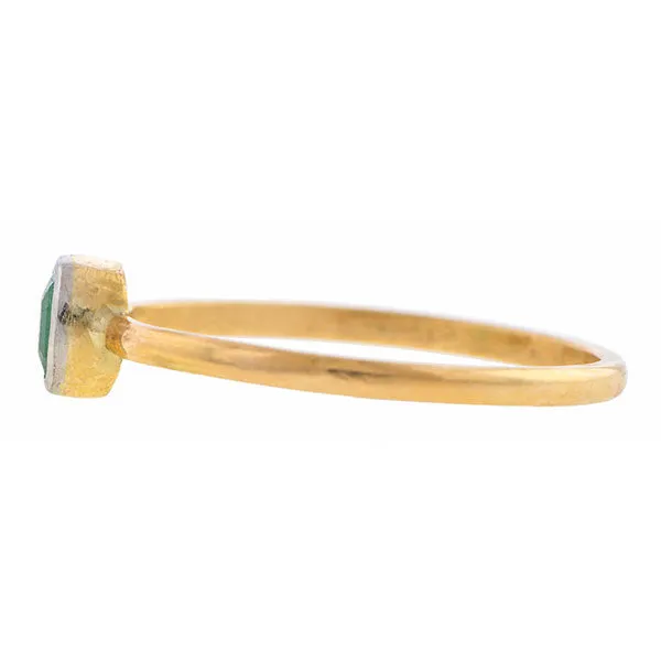 Emerald Solitaire Ring, 0.26ct.