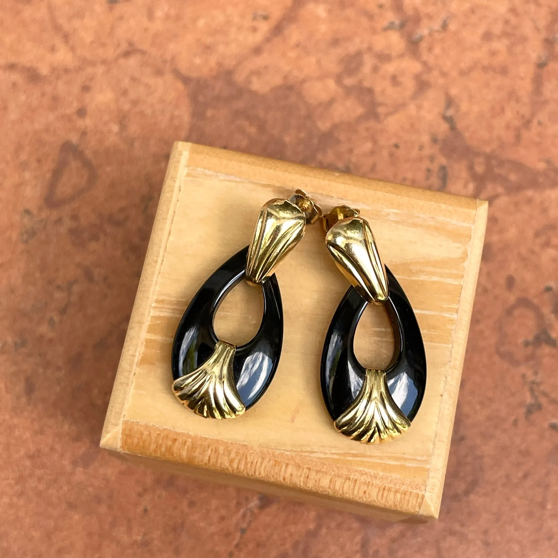 Estate 14KT Yellow Gold Door Knocker Black Onyx Omega Earrings