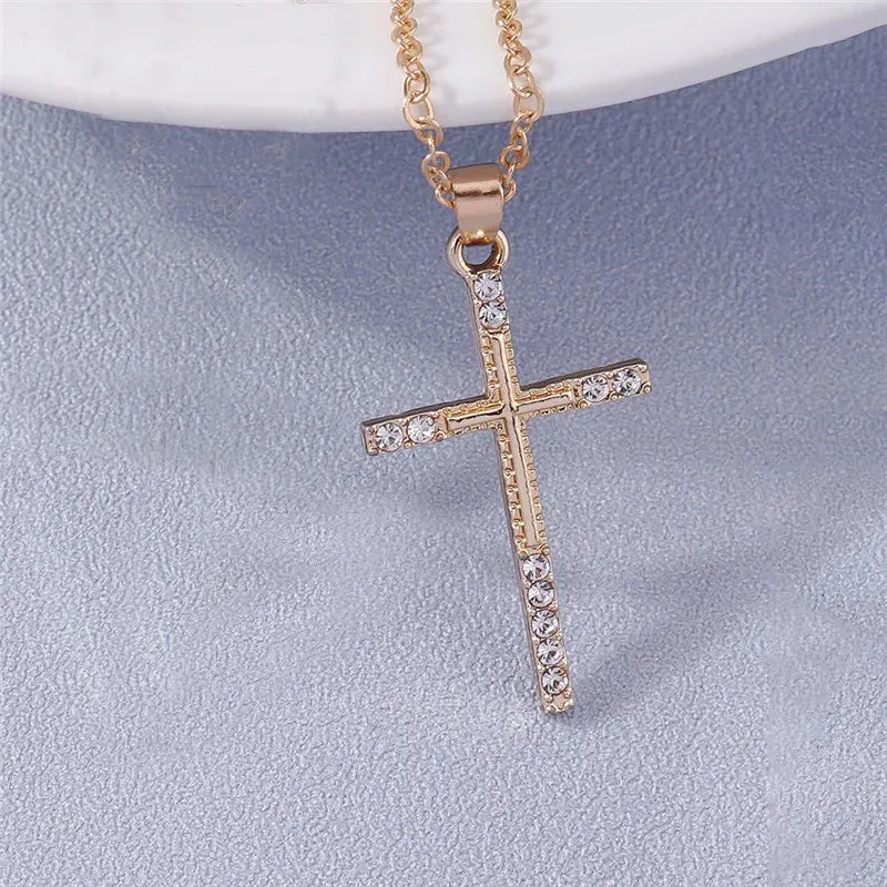 Fashion Cross Necklace for Women Men Gold Silver Color Dazzling Crystal Jesus Crucifix Necklace Christian Jewelry Wholesale