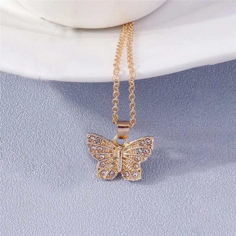 Fashion Cross Necklace for Women Men Gold Silver Color Dazzling Crystal Jesus Crucifix Necklace Christian Jewelry Wholesale