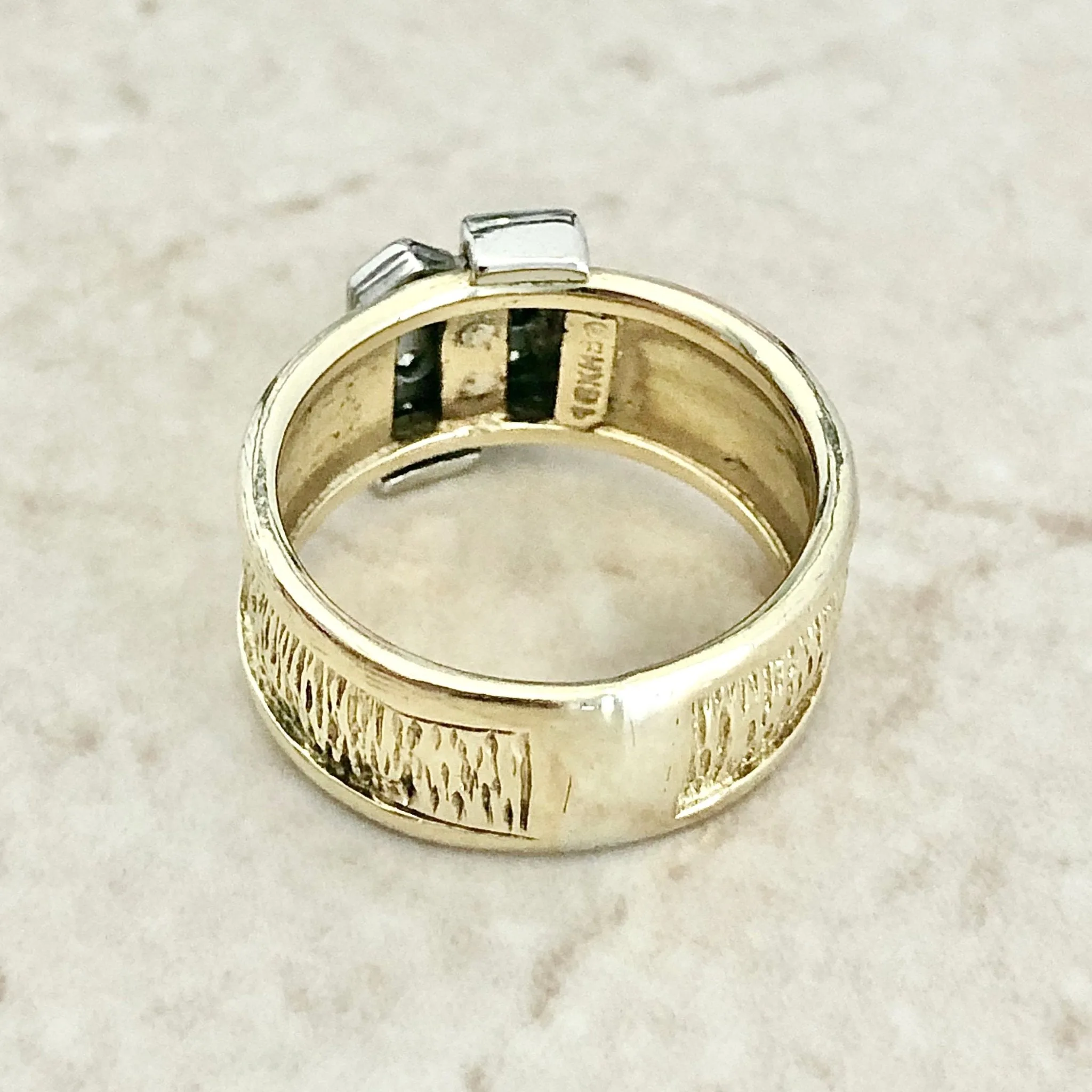 Fine Vintage 18 Karat Two-Tone Gold Diamond Band Ring