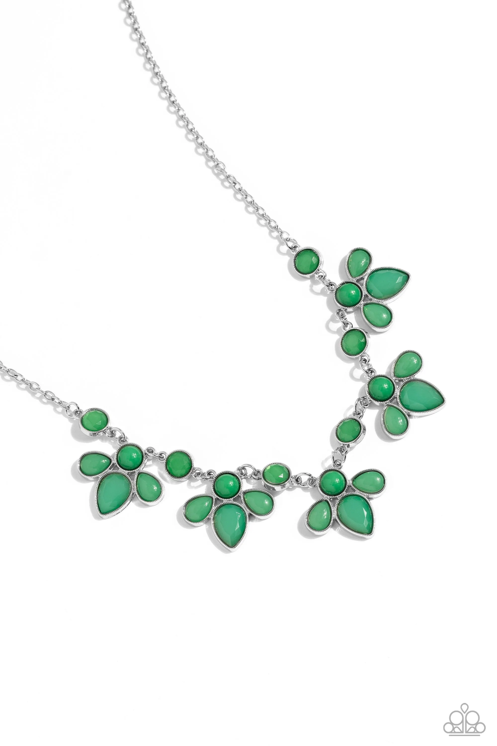 FROND-Runner Fashion - Green - Beaded Leafy Cluster Paparazzi Short Necklace