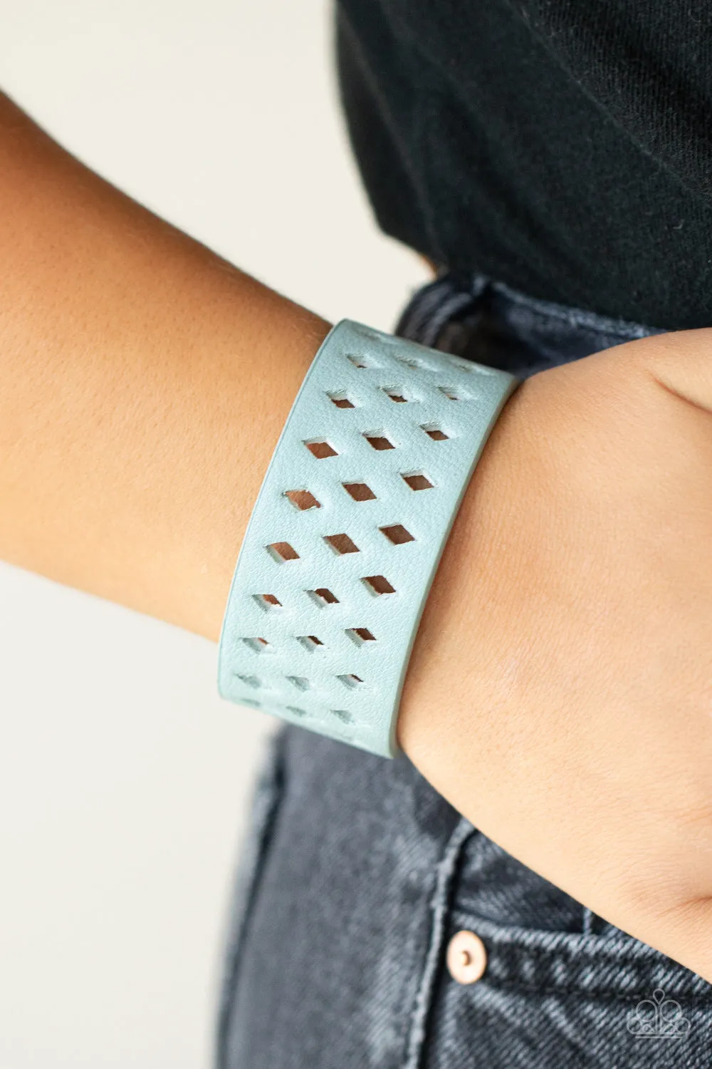 Glamp Champ - Blue Leather Bracelet
