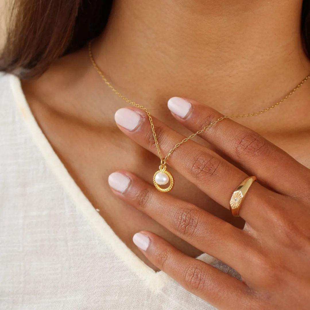Halo Pearl Necklace, Gold