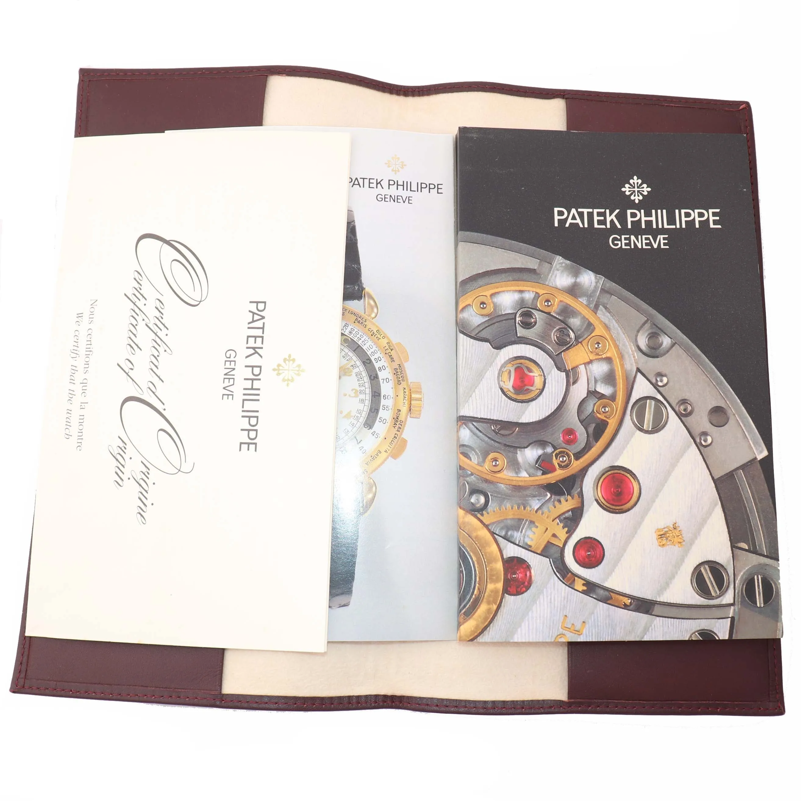 Ladies Patek Philippe Nautilus 4700 / 54J 18k Gold Diamond Quartz Watch Papers