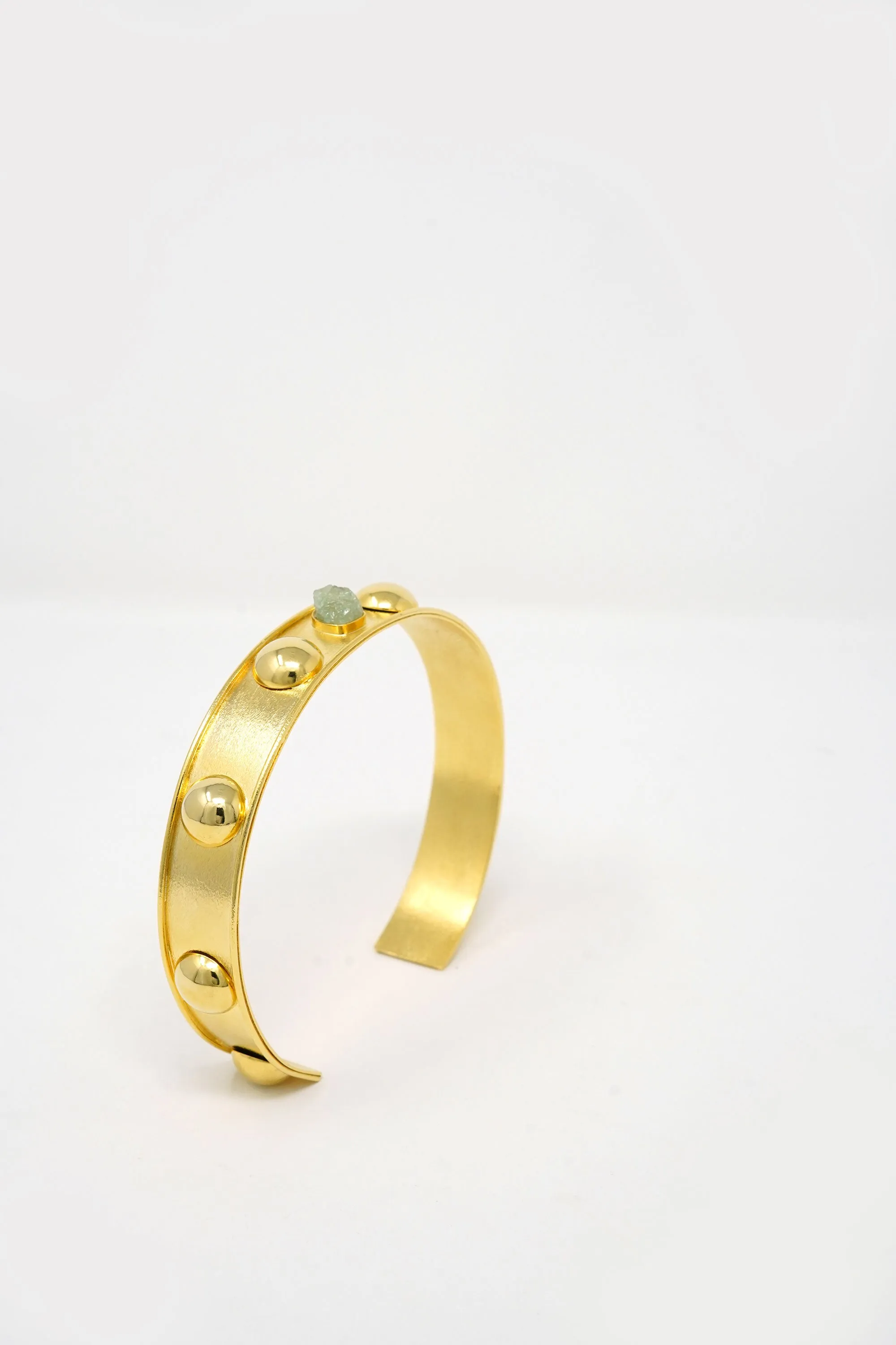Luciana Cuff Necklace Raw Emerald 24k Gold-Plated