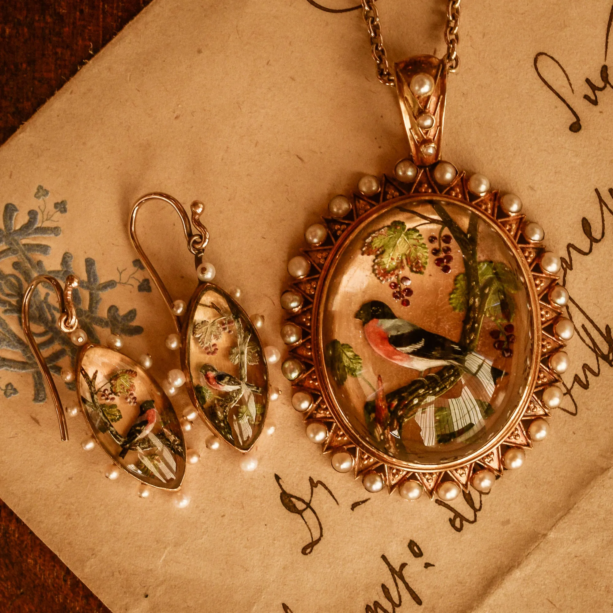 Mid-Victorian Essex Crystal "Bullfinch & Grape Vine" Suite