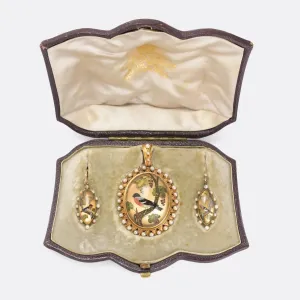 Mid-Victorian Essex Crystal "Bullfinch & Grape Vine" Suite