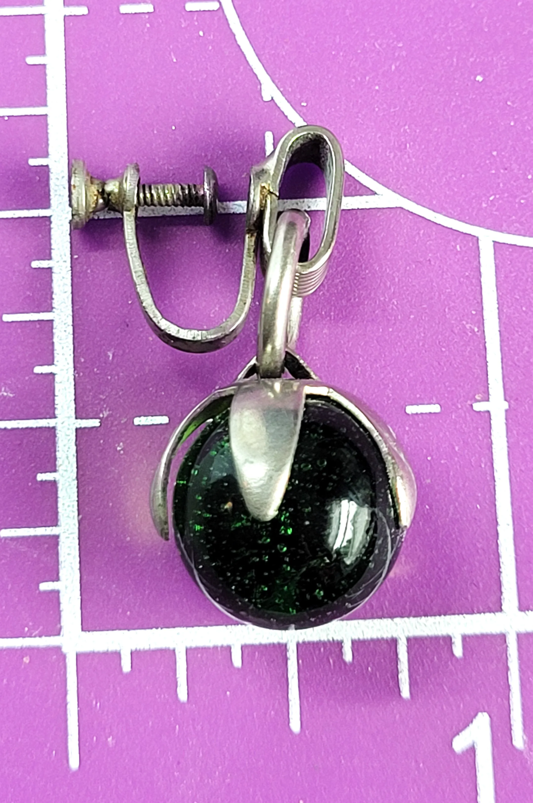 Modernist green Czech glass globe vintage drop screw back earrings