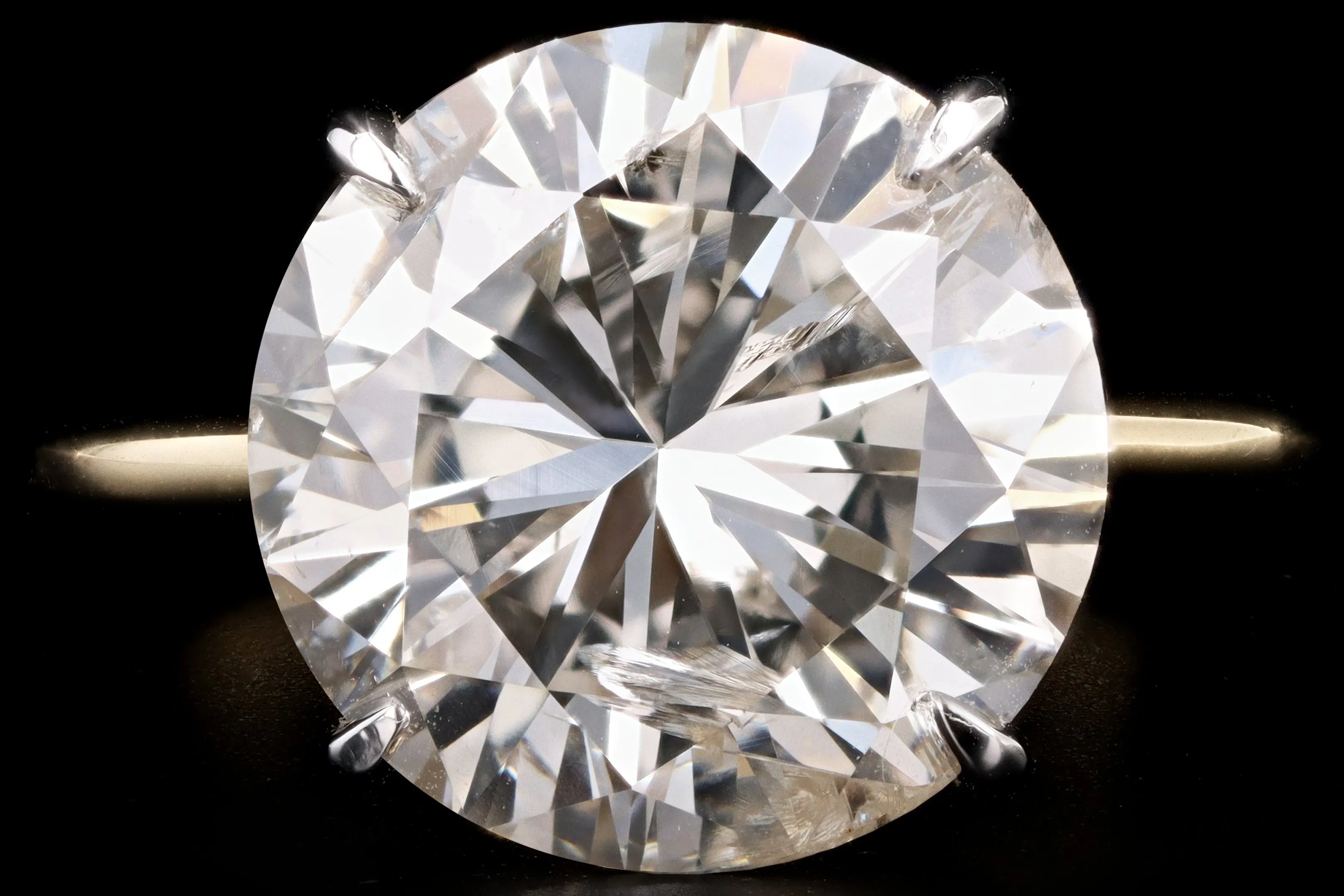 New Handmade 18K Yellow Gold & Platinum 8.08 Carat Round Brilliant Cut Diamond Engagement Ring