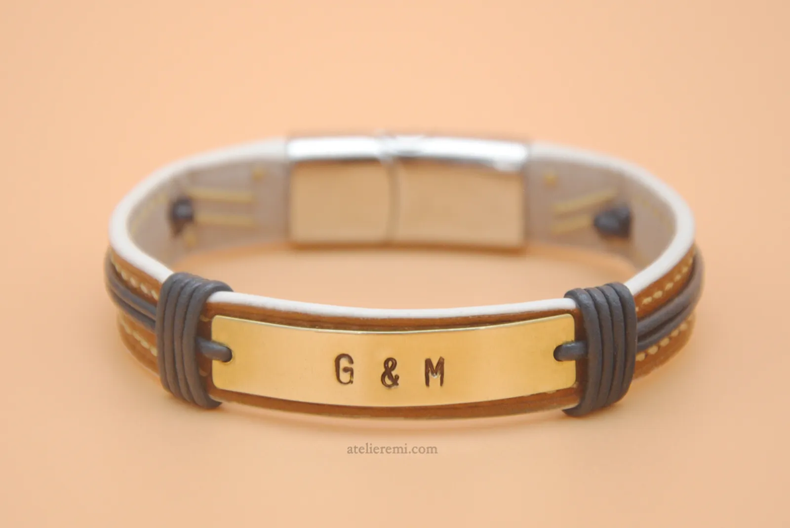 No. B02C | Grace Bracelet Set (Cowhide Lined Interior)