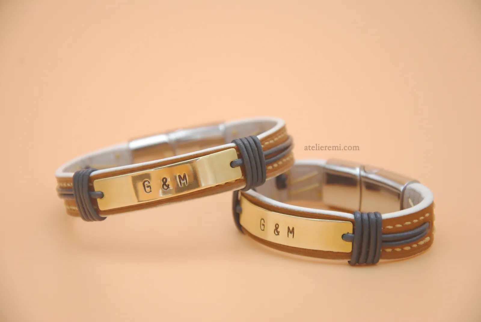 No. B02C | Grace Bracelet Set (Cowhide Lined Interior)
