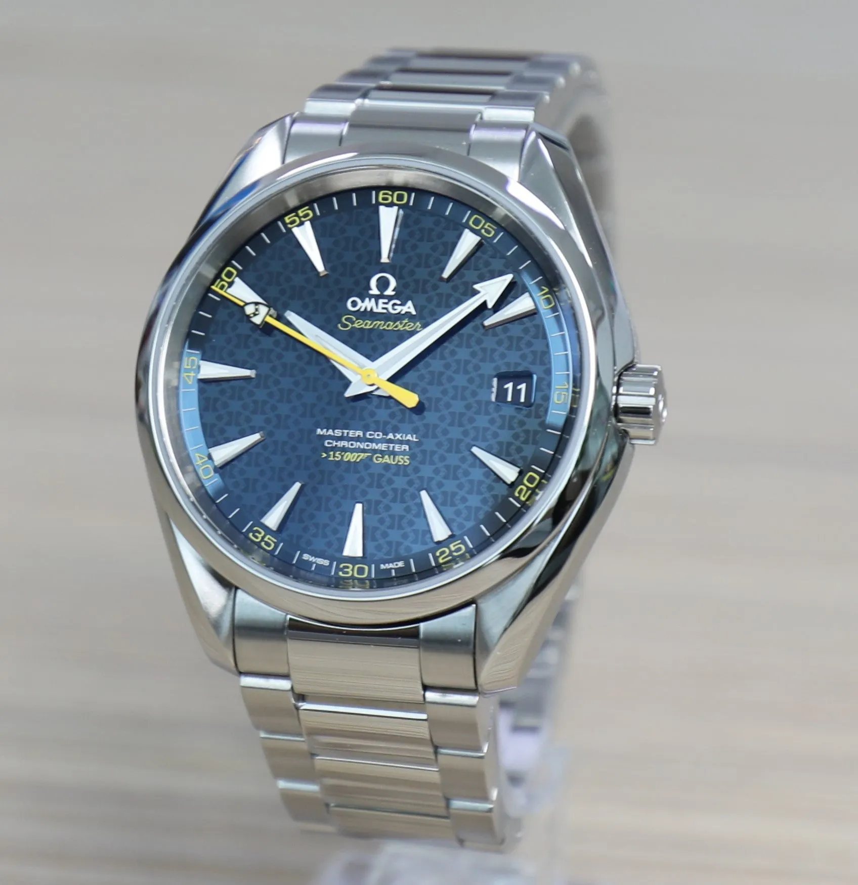Omega Seamaster Aqua Terra – James Bond – Unworn – Limited Edition Spectre – Full Set