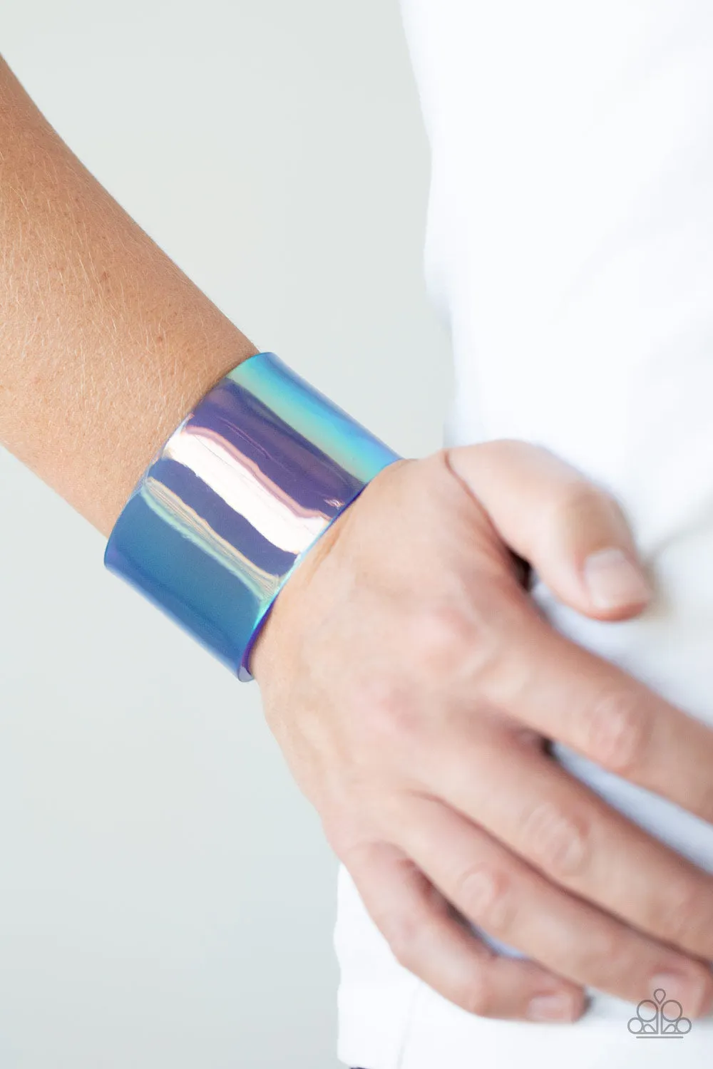 Paparazzi Holographic Aura - Blue Bracelet