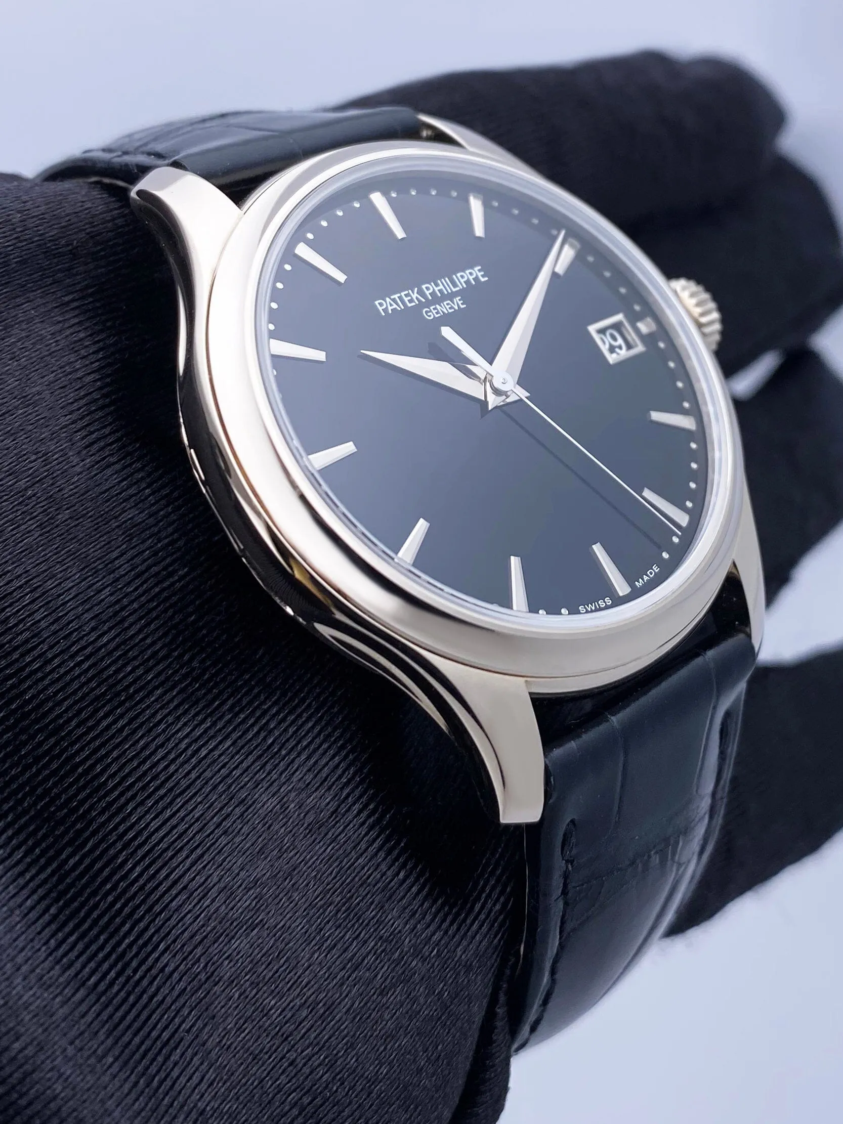 Patek Philippe Calatrava 5227G Black Dial Mens Watch Box Papers