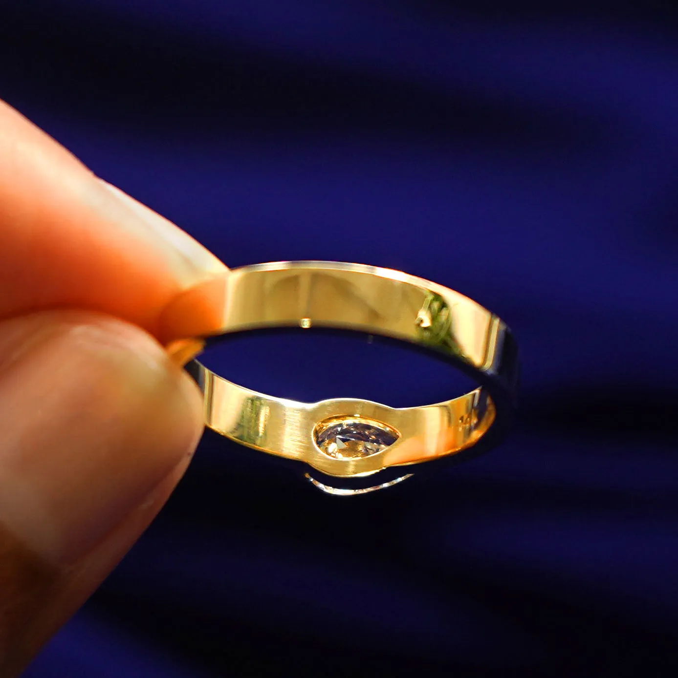 Pear Lab Diamond Ring