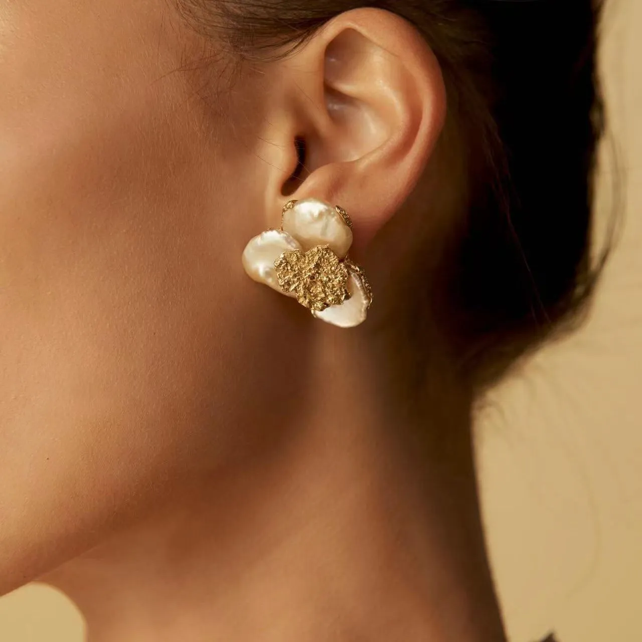 Petal Baroque Pearl Earrings-Three Petal Stud Earrings