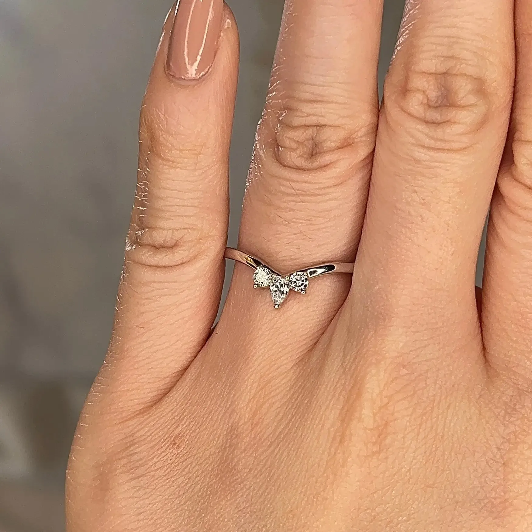 "Leith" Dainty Floral 0.20ct Diamond Shaped Eternity Band ET48