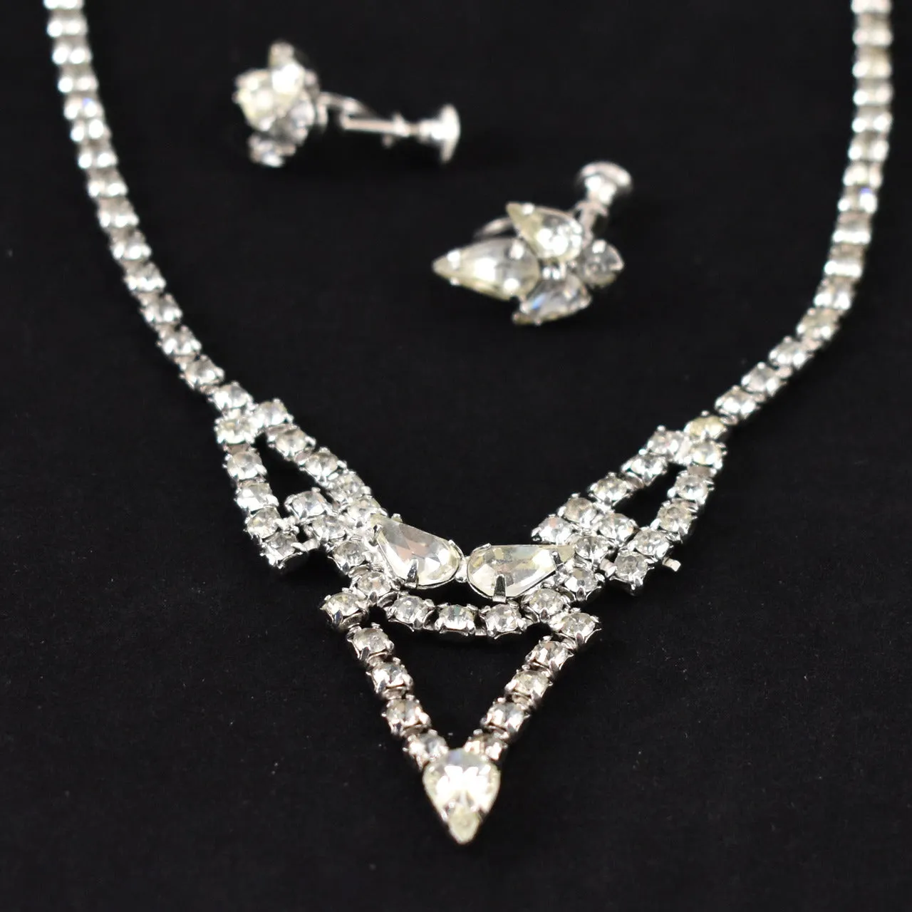 Rhinestone Point Necklace Set
