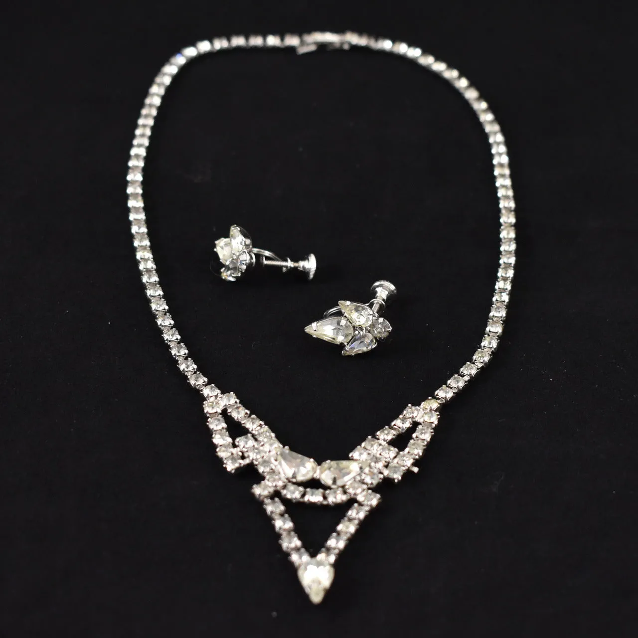 Rhinestone Point Necklace Set