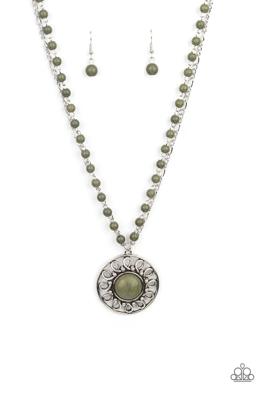 Sahara Suburb Green Paparazzi Necklace