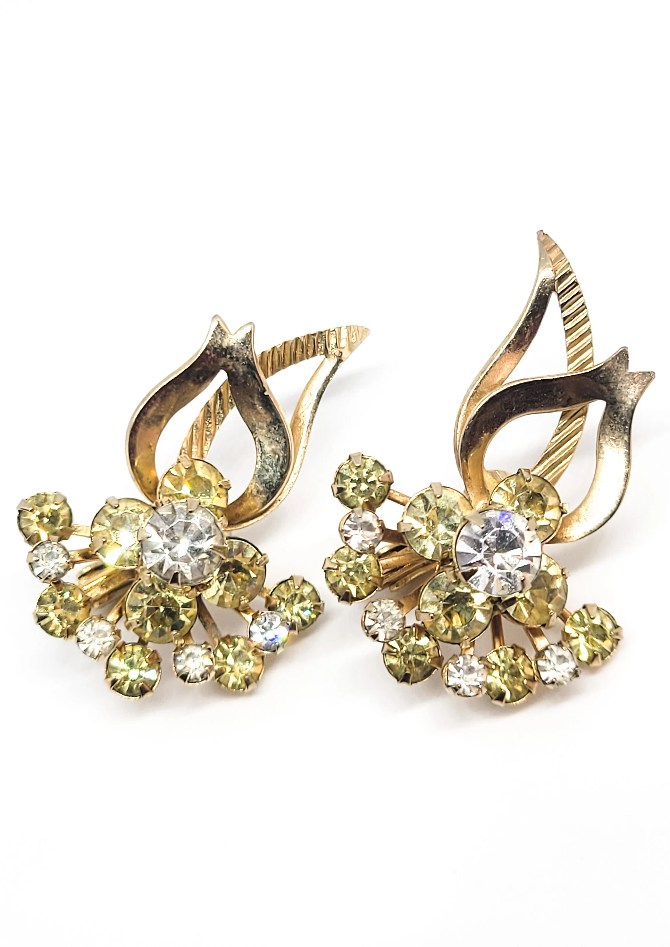 Sarah Coventry jonquil yellow flower vintage climber clip on earrings signed