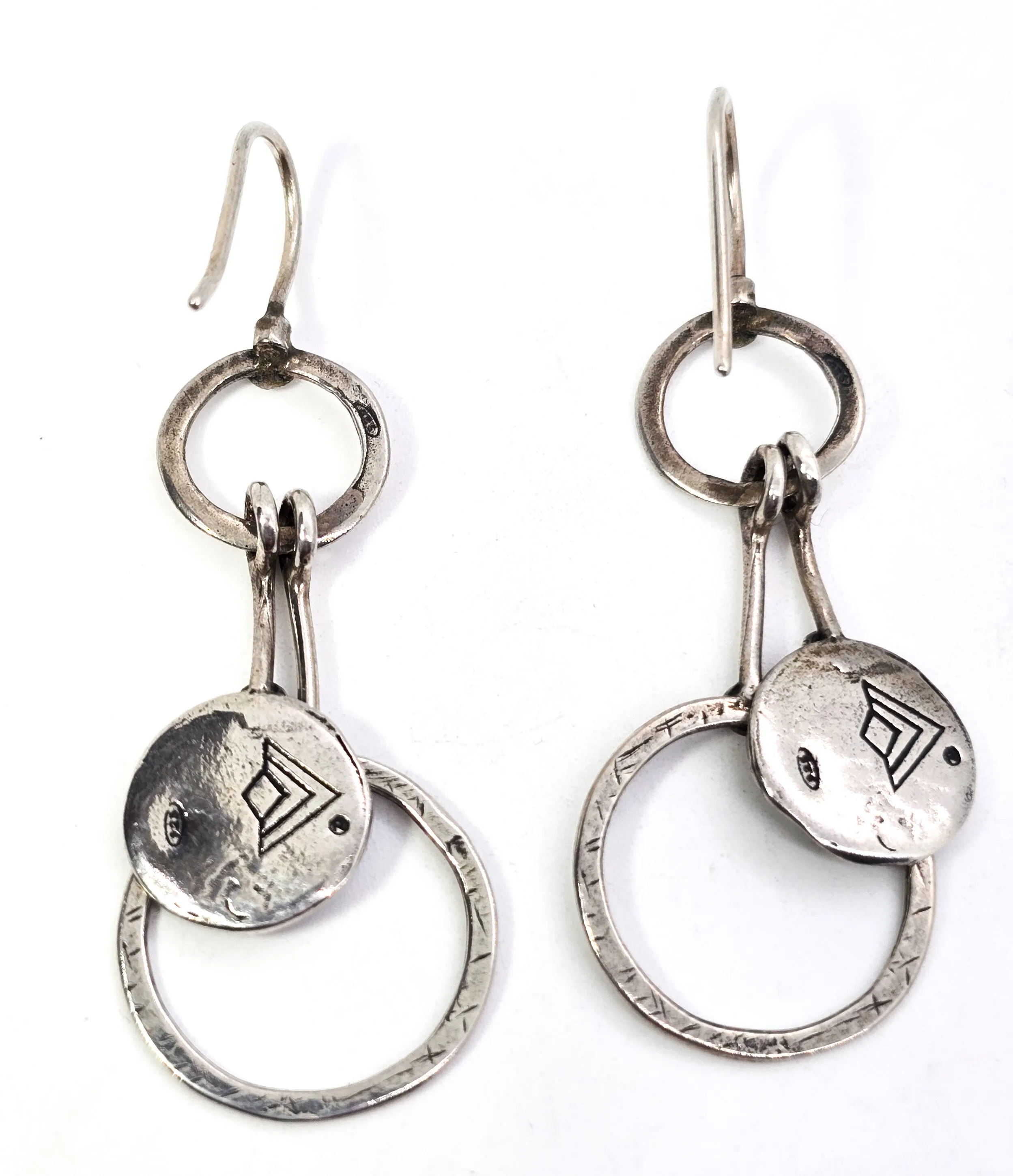 Silpada geometric drop hammered circles W1549 Retired Sterling Silver Earrings
