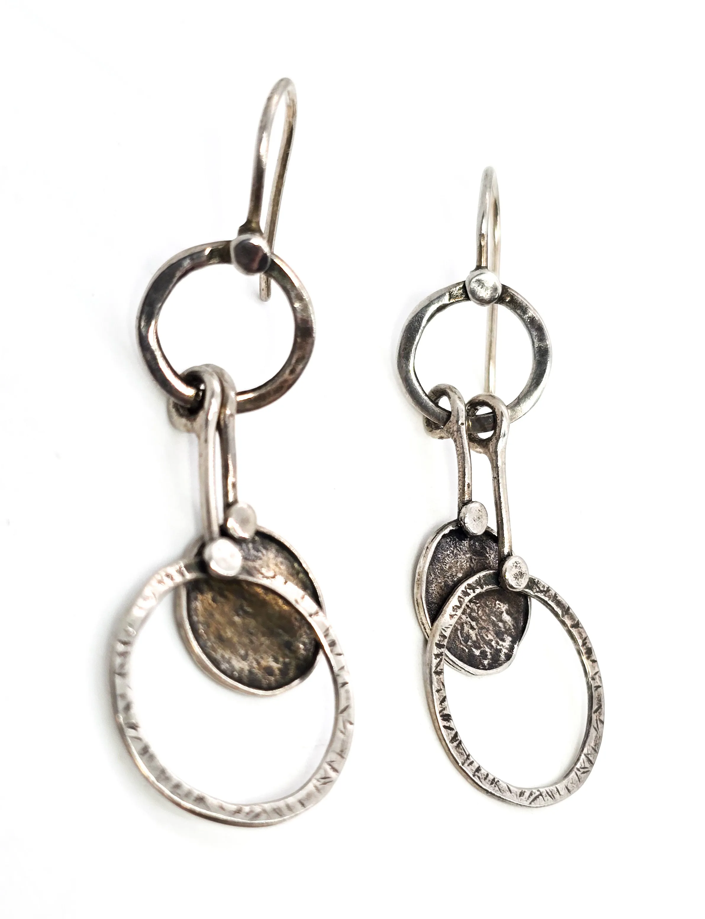 Silpada geometric drop hammered circles W1549 Retired Sterling Silver Earrings